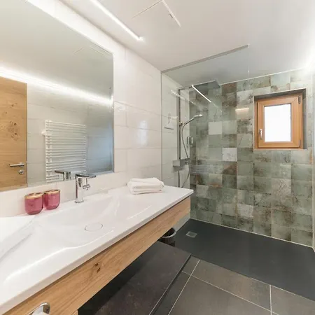 Hochegg - * 奥伯古格尔